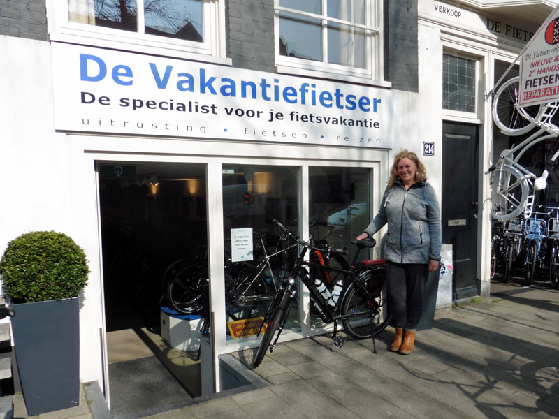 Margreet met haar nieuwe Koga