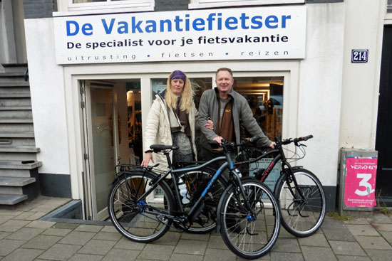 Edith en Harry met hun Travelmasters met Rohloff én riem