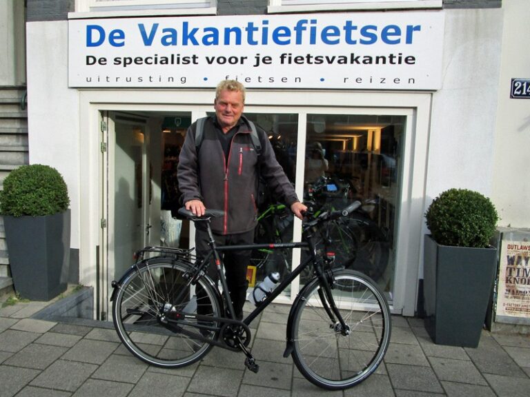 Arnold heeft niet alleen een tjalk maar nu ook een VSF.